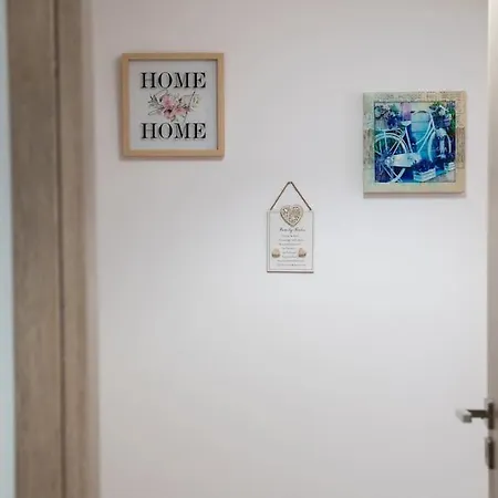 Διαμέρισμα Cozy In Center